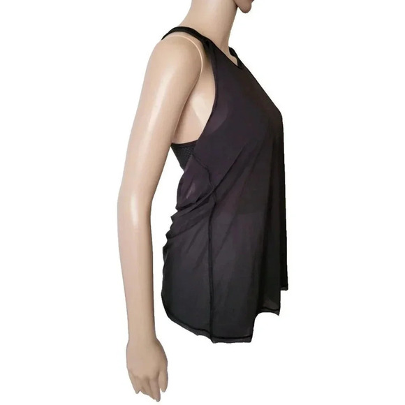 Lululemon Fit Physique Tank black build in padded bra size 8 - Picture 3 of 6